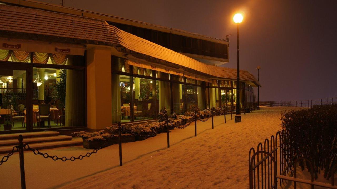 Hotel Starzynski Płock Buitenkant foto