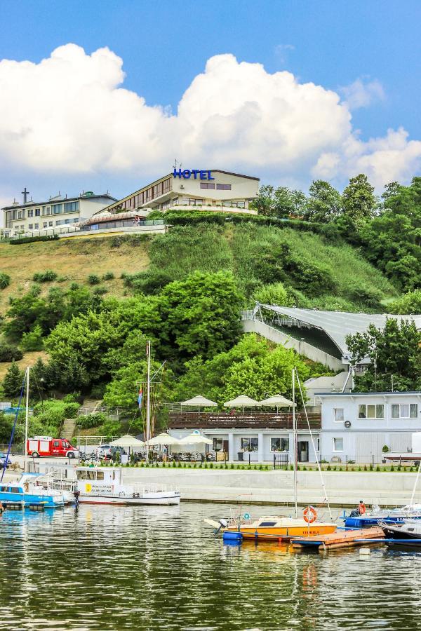 Hotel Starzynski Płock Buitenkant foto